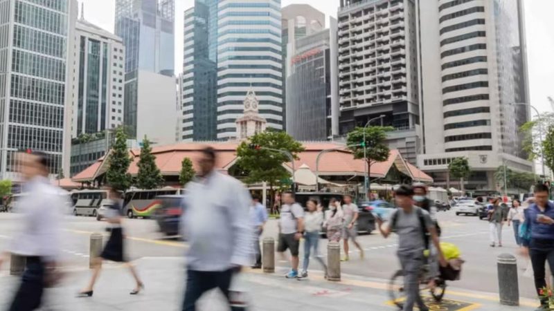马桶下水慢？头发堵塞怎么办？轻松解决攻略